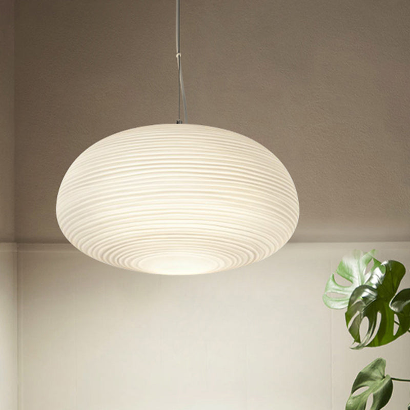 Moderne Hängeleuchte mit geriffeltem Glas — Skandinavisches Design | Sansoti