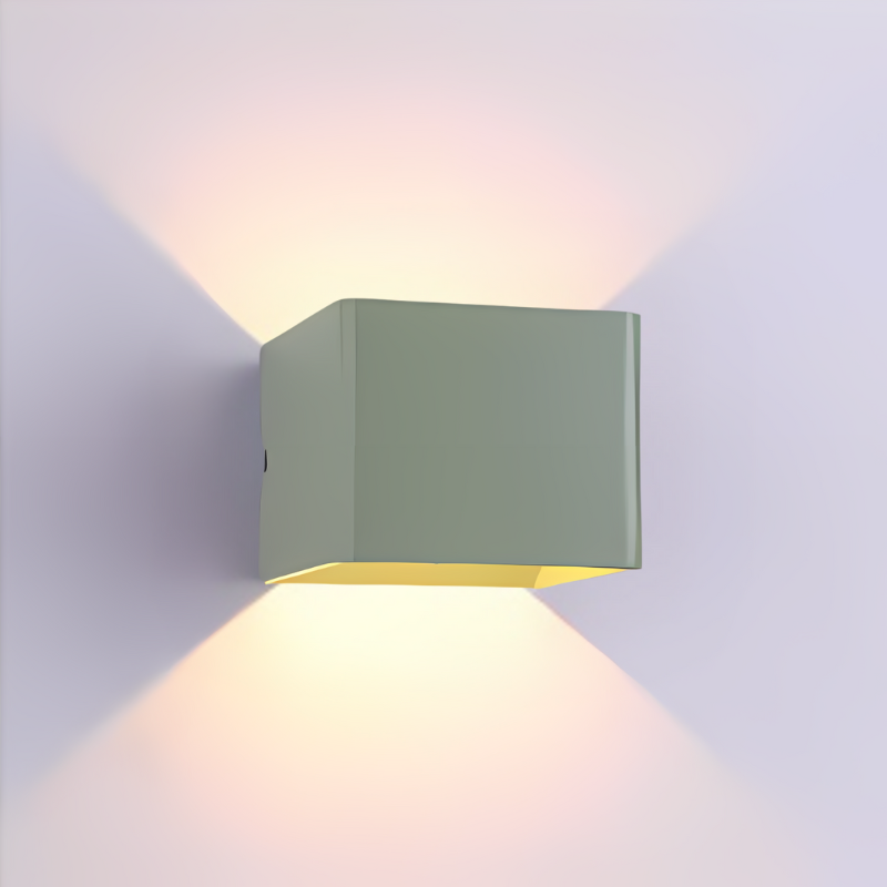 Quadratische LED-Wandleuchte aus Aluminium, warmweißes Licht, energiesparend, modernes minimalistisches Interieur-Design | Sansoti
