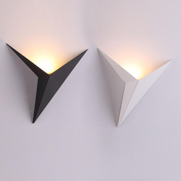 Geometrische Wandlamp Driehoek LED Dimbaar Nordic Design Zwart Wit Goud Verlichting Woonkamer Slaapkamer | Sansoti