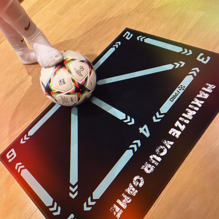 Voetbal Trainingsmat 90x60 cm met Videotraining Anti-slip Sokken Dribbelmat Thuistraining Coördinatie Kinderen Balcontrole Voetbalmat Oefeningen | Sansoti