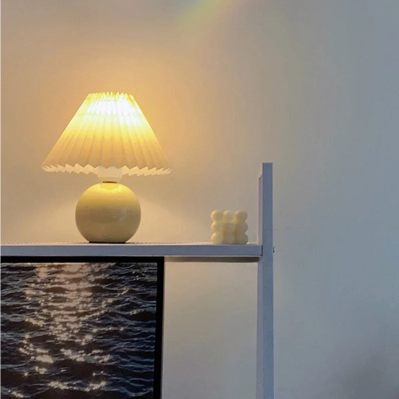 Keramische Tafellamp met Plooikap – Japanse Stijl Verlichting Wit Roze Beige voor Slaapkamer Woonkamer Bureau | Sansoti