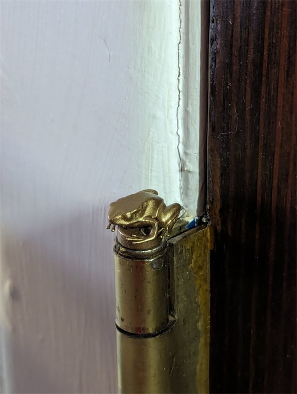 Dekorative Scharnierköpfe mit Vintage-Charme – Magnetisch – Einfache Installation – Bronze-Finish – Türscharnier-Dekoration | Sansoti