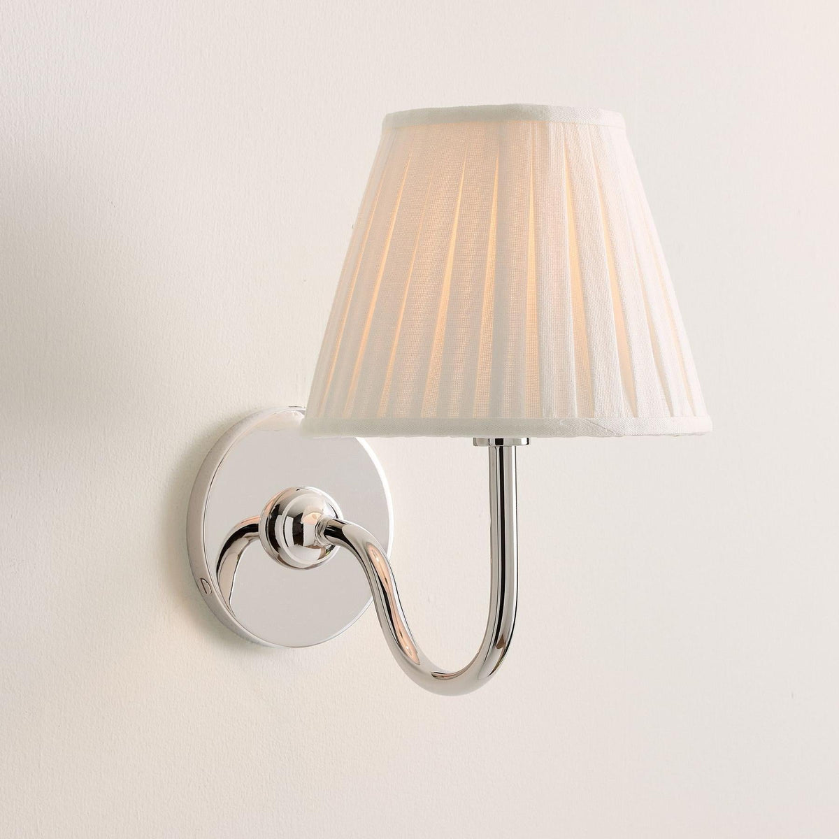 Wandlamp Messing met Stoffen Kap Plissé of Glad Wit Rood Groen Blauw Geel Antiek Brons Chroom 1 of 2 Lichtpunten | Sansoti