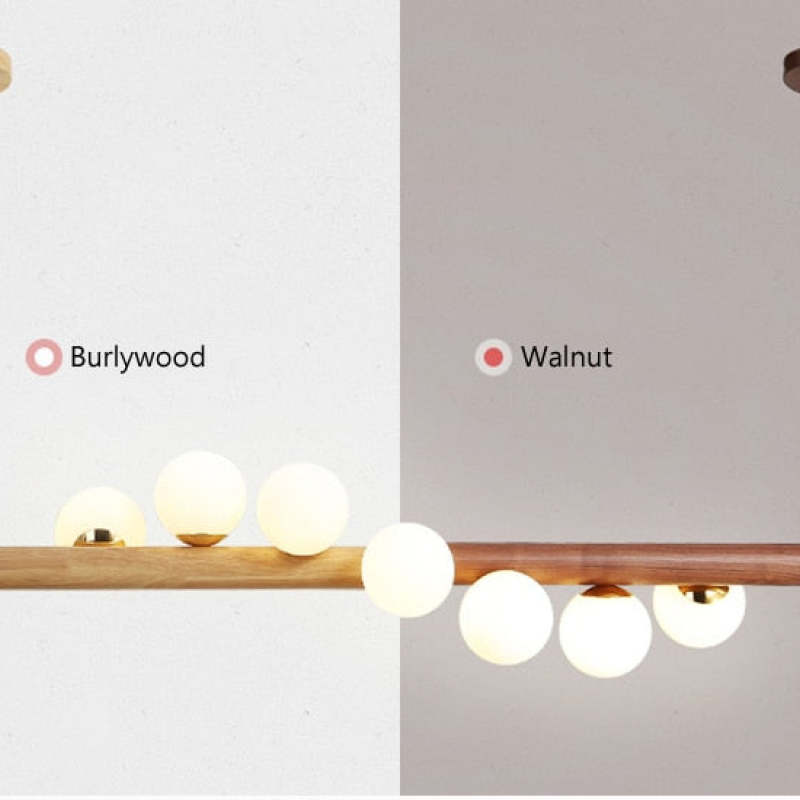 Hängeleuchte Glaskugel mit Deckenbefestigung aus Holz in warmem Walnusston - elegante Ambientebeleuchtung für das Wohnzimmer | Sansoti