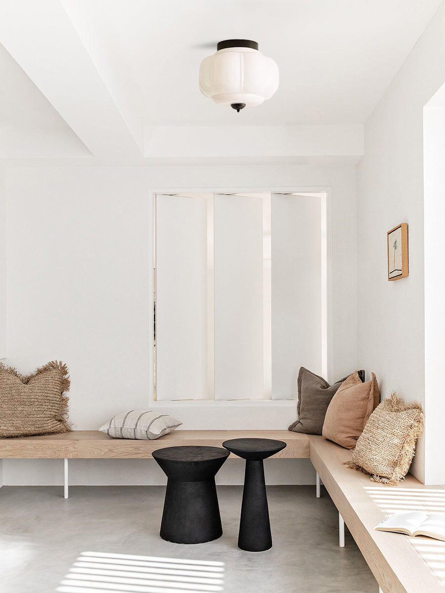Retro Plafondlamp met Melkglazen Kap – Verfijnde Semi-Flush Mount Verlichting voor Moderne Interieurs | Sansoti