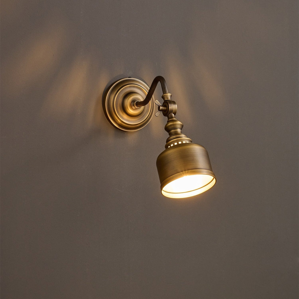 Wandlamp Verstelbaar Leesarmatuur Messing Antiek Brons Zwanenhals Stijl Slaapkamer Woonkamer Interieur Verlichting | Sansoti