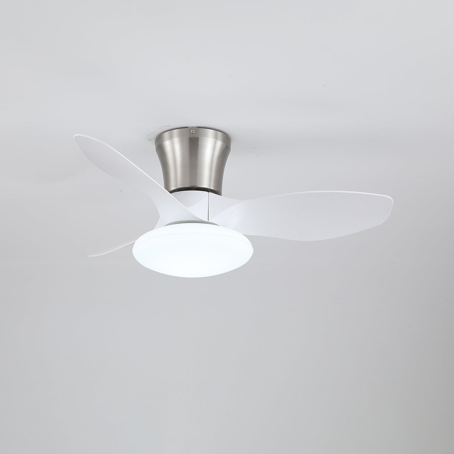 Ventilateur de plafond design moderne avec éclairage LED | Pales en bois | Sansoti