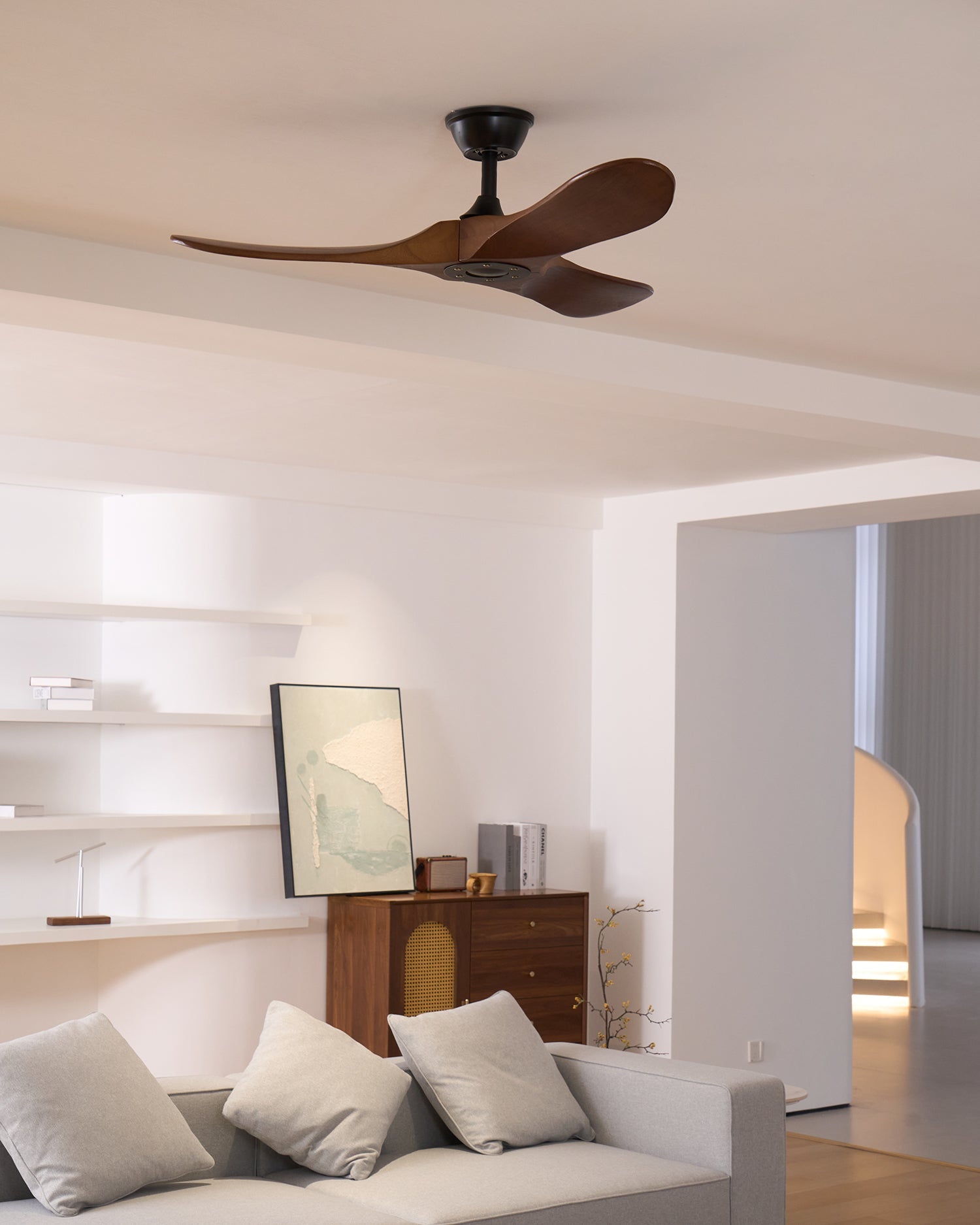 Plafondventilator met Houten Bladen en Stille DC Motor 106-132cm 6 Snelheden Afstandsbediening Klimaatbeheersing voor Woonkamer Slaapkamer Ventilatie | Sansoti