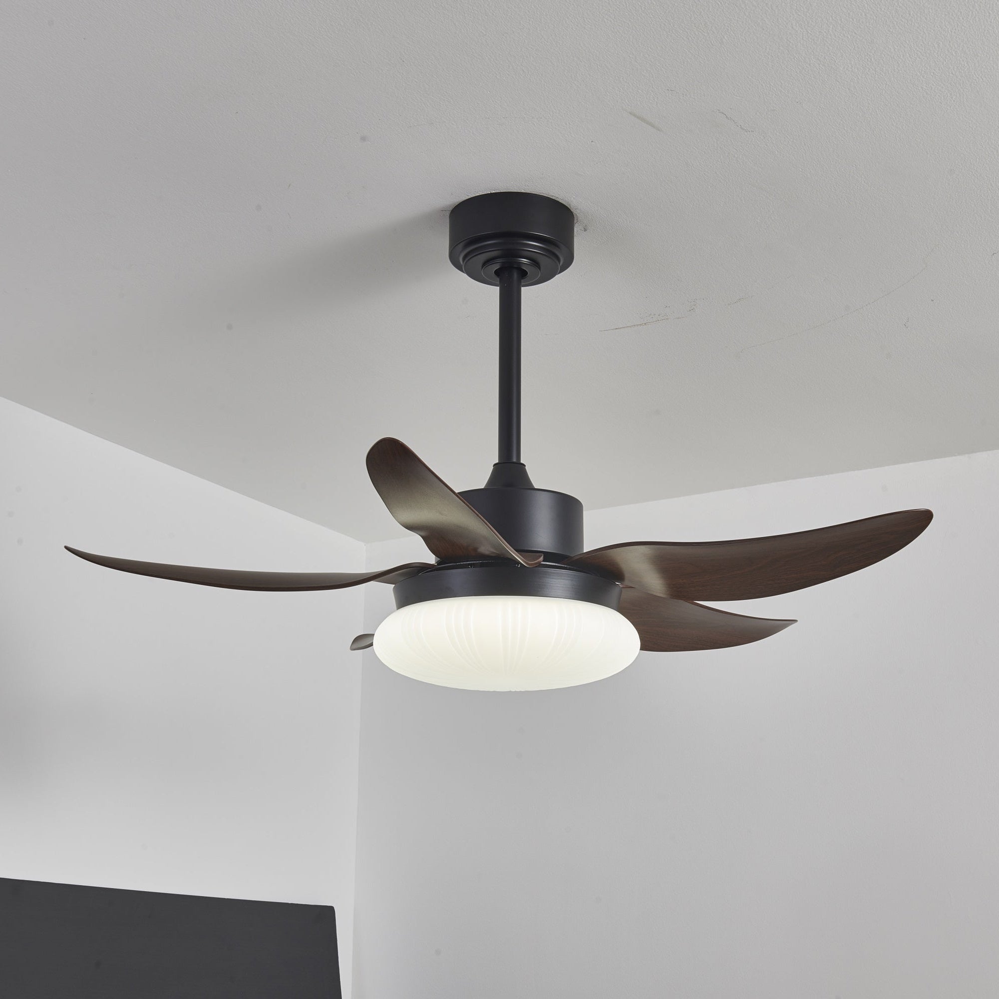 Moderne plafondventilator met verlichting en afstandsbediening hout design 106 cm | Sansoti