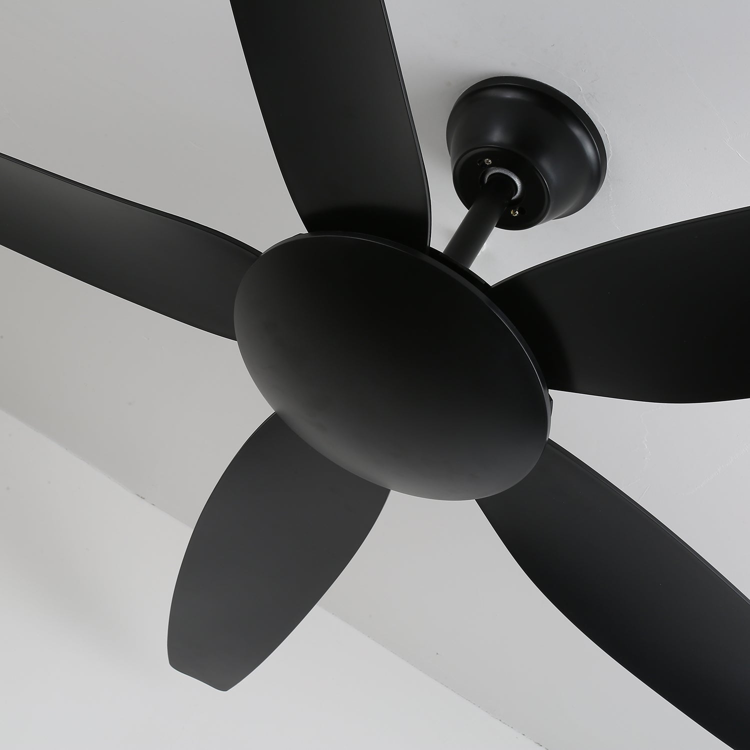 Minimalistische Plafondventilator met Verlichting Ø132 cm — 6 Snelheden & Afstandsbediening | Sansoti