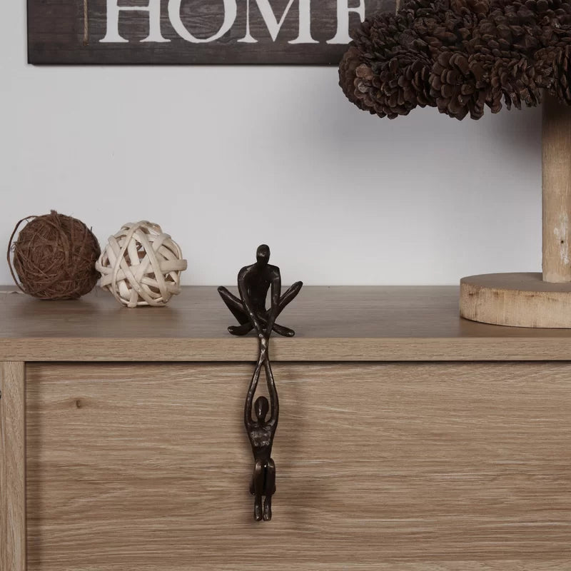 Decoratief beeld polystone 20cm zwart woonkamer sculptuur modern kunst beeld liefde verbinding | Sansoti