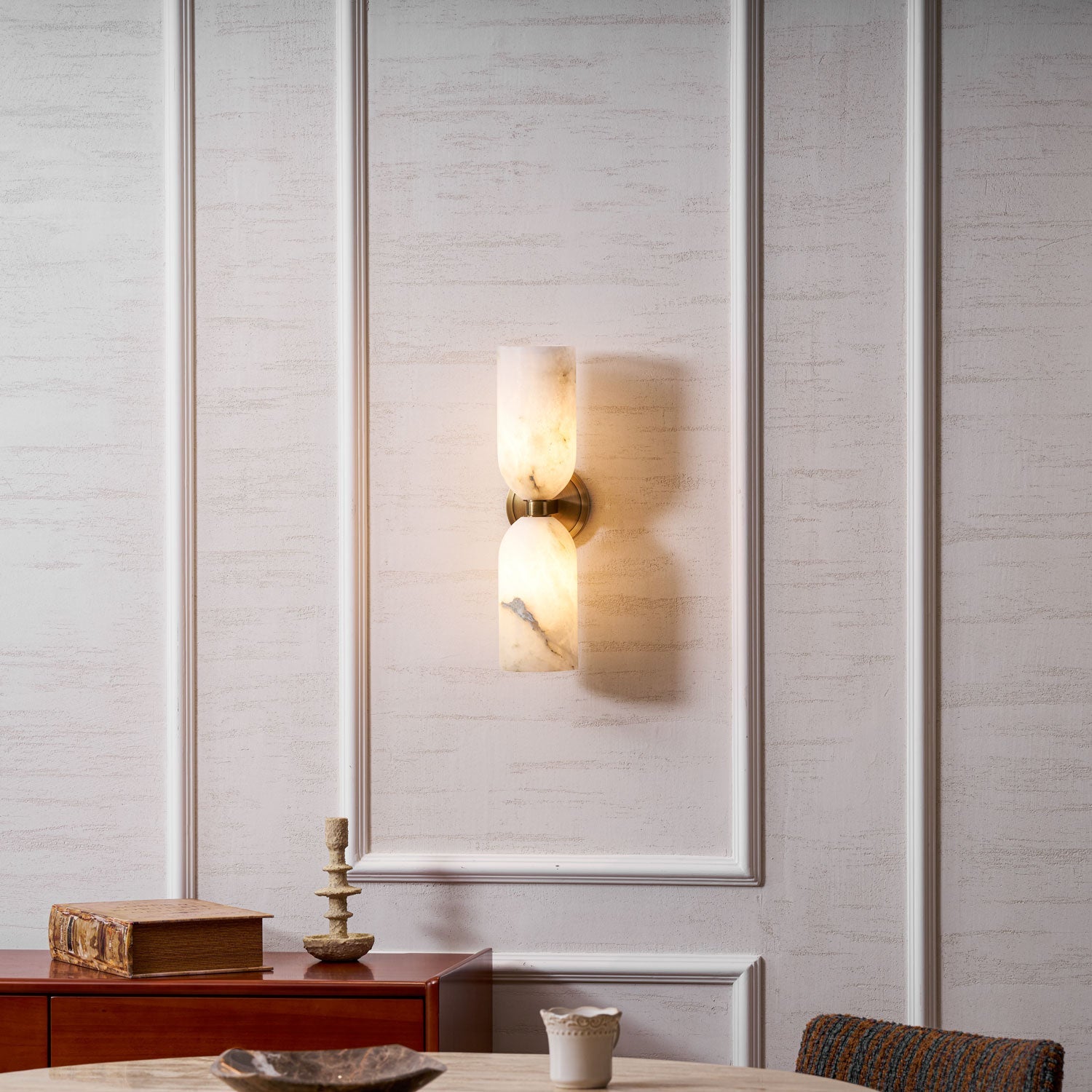 Alabasten Wandlamp met Messing — Dubbele Lichtschijven en Centrale Metalen Ster | Sansoti