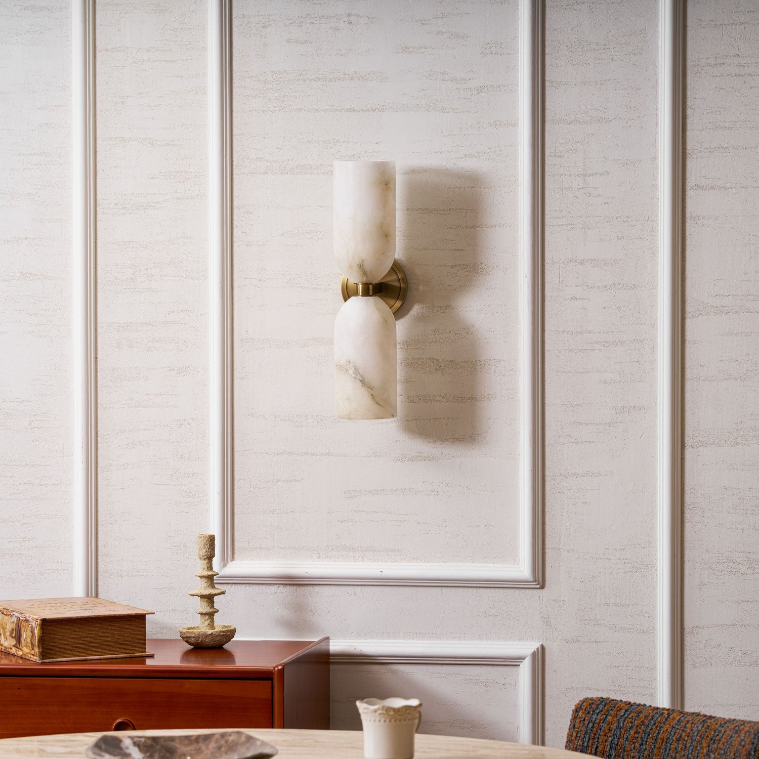 Alabasten Wandlamp met Messing — Dubbele Lichtschijven en Centrale Metalen Ster | Sansoti