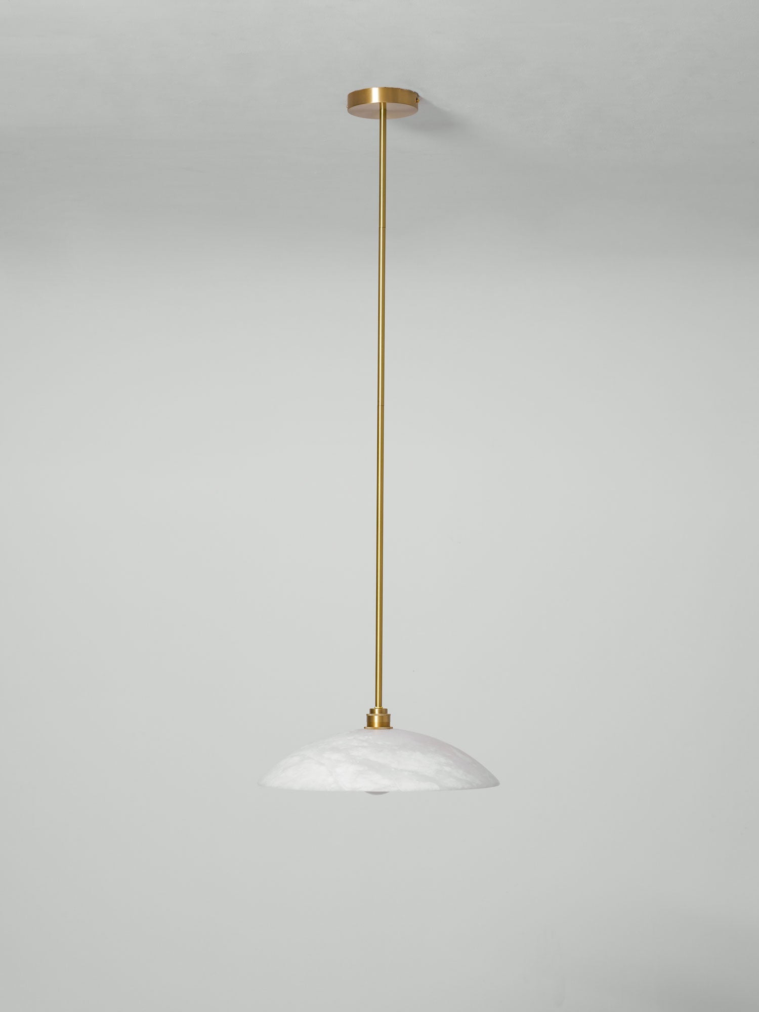 Koepelvormige Hanglamp Albast met Koperen Fitting – Ø30cm & Ø40cm – Natuursteen – Warme Uitstraling Eetkamer Keuken Woonkamer | Sansoti