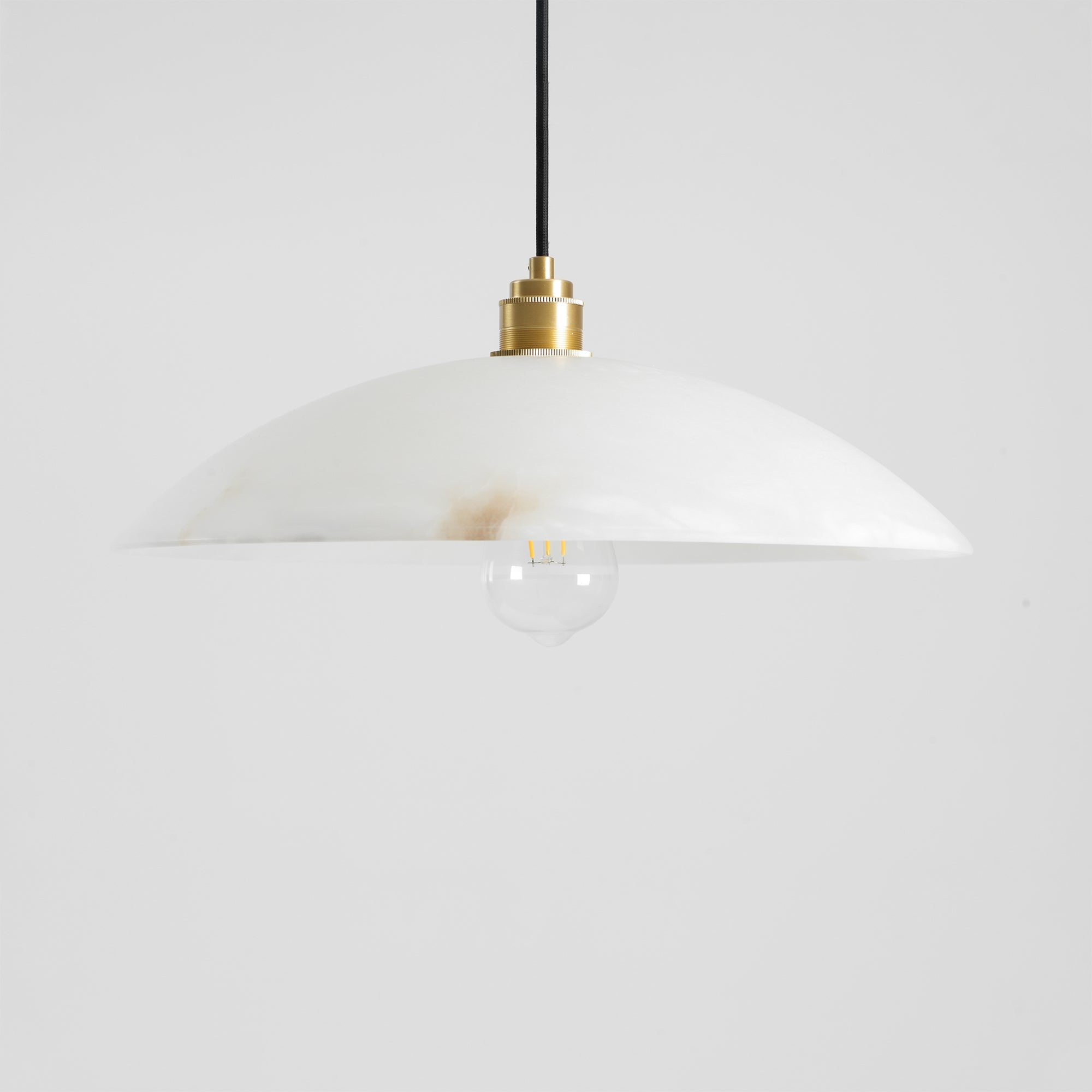 Koepelvormige Hanglamp Albast met Koperen Fitting – Ø30cm & Ø40cm – Natuursteen – Warme Uitstraling Eetkamer Keuken Woonkamer | Sansoti