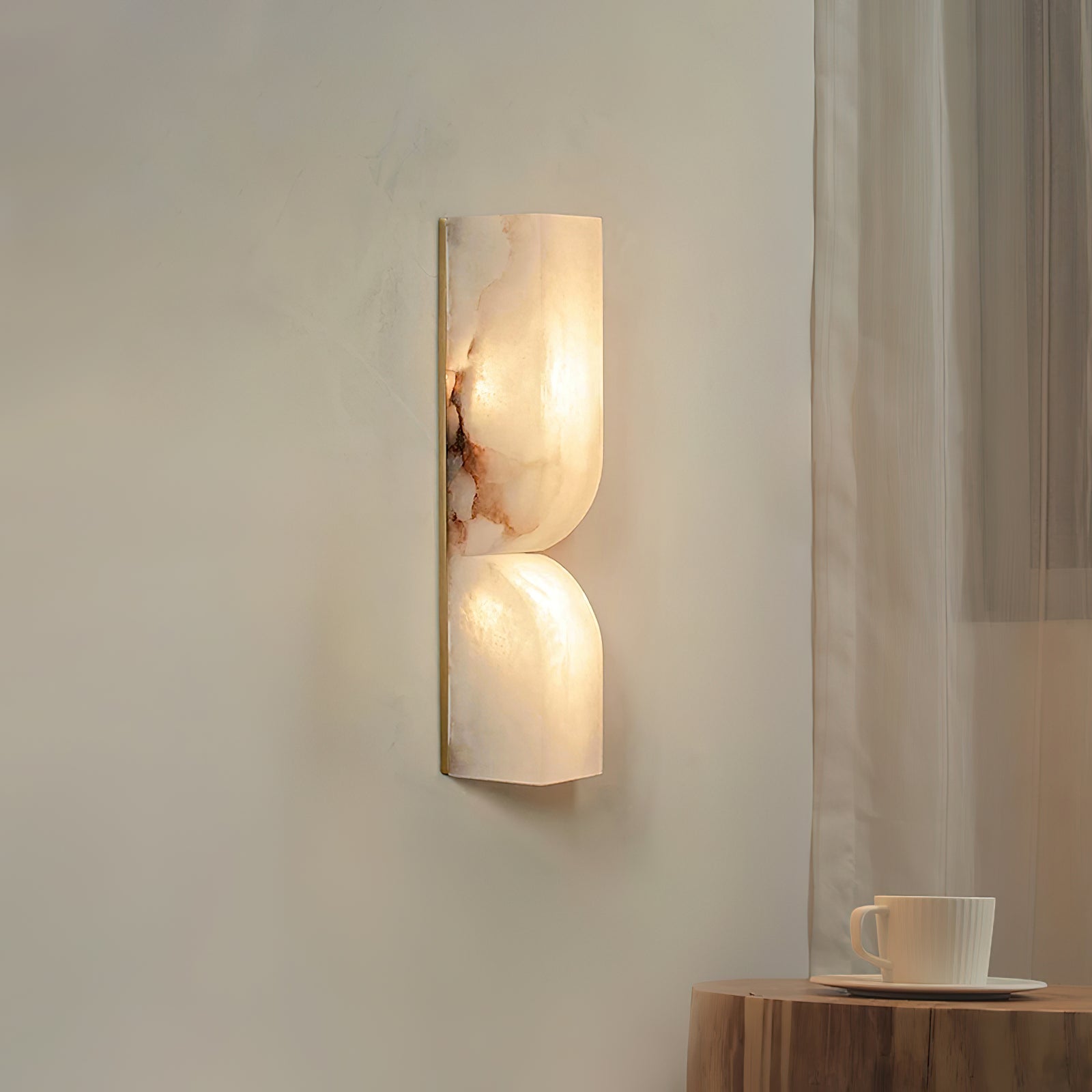 Natuursteen Wandlamp – Massief Alabaster met Organische Vormgeving & Warm Licht | Sansoti