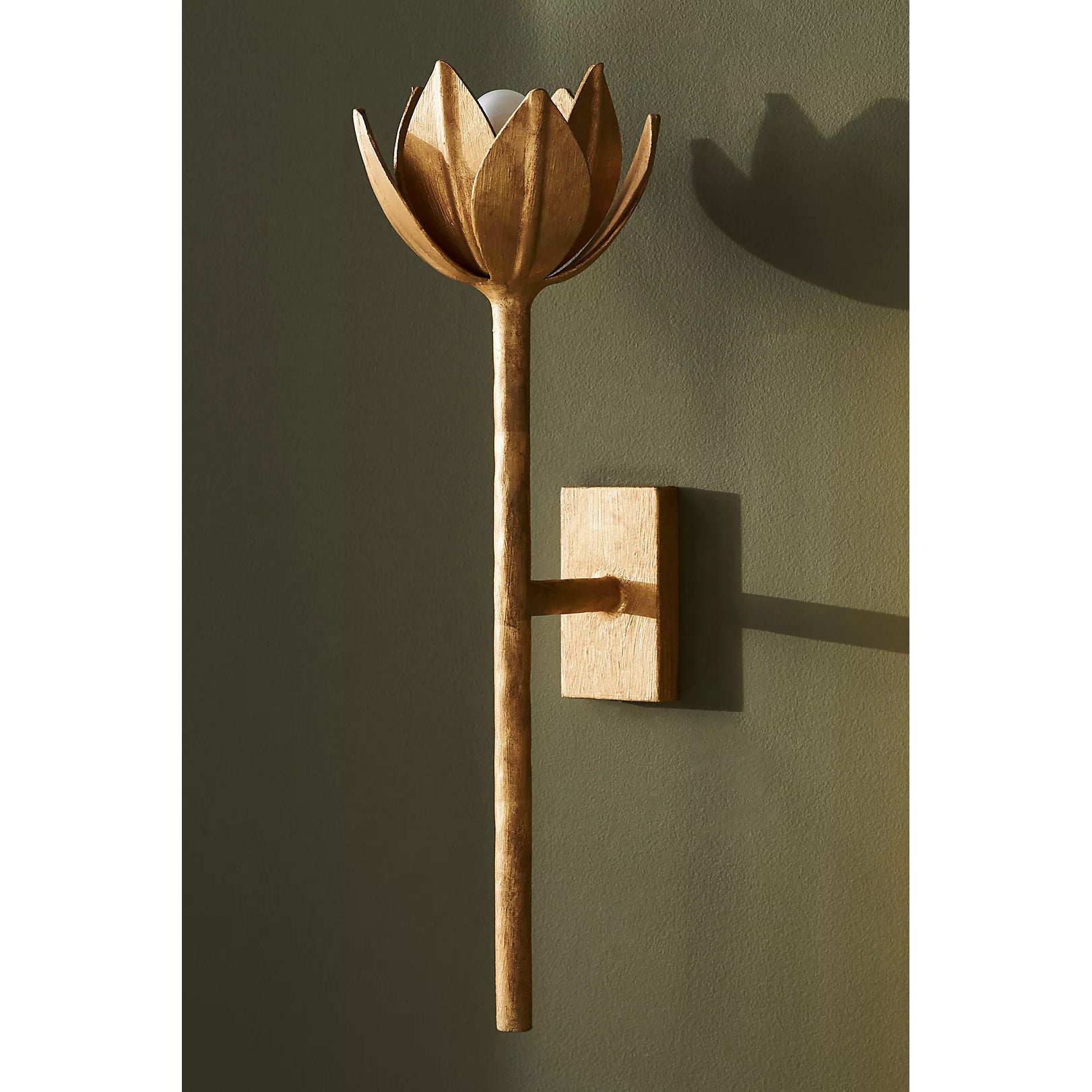 Design Wandlamp met Bloemvorm in Messing en Gips – Artistieke Wandverlichting Geïnspireerd op Giacometti voor Woonkamer en Hal | Sansoti