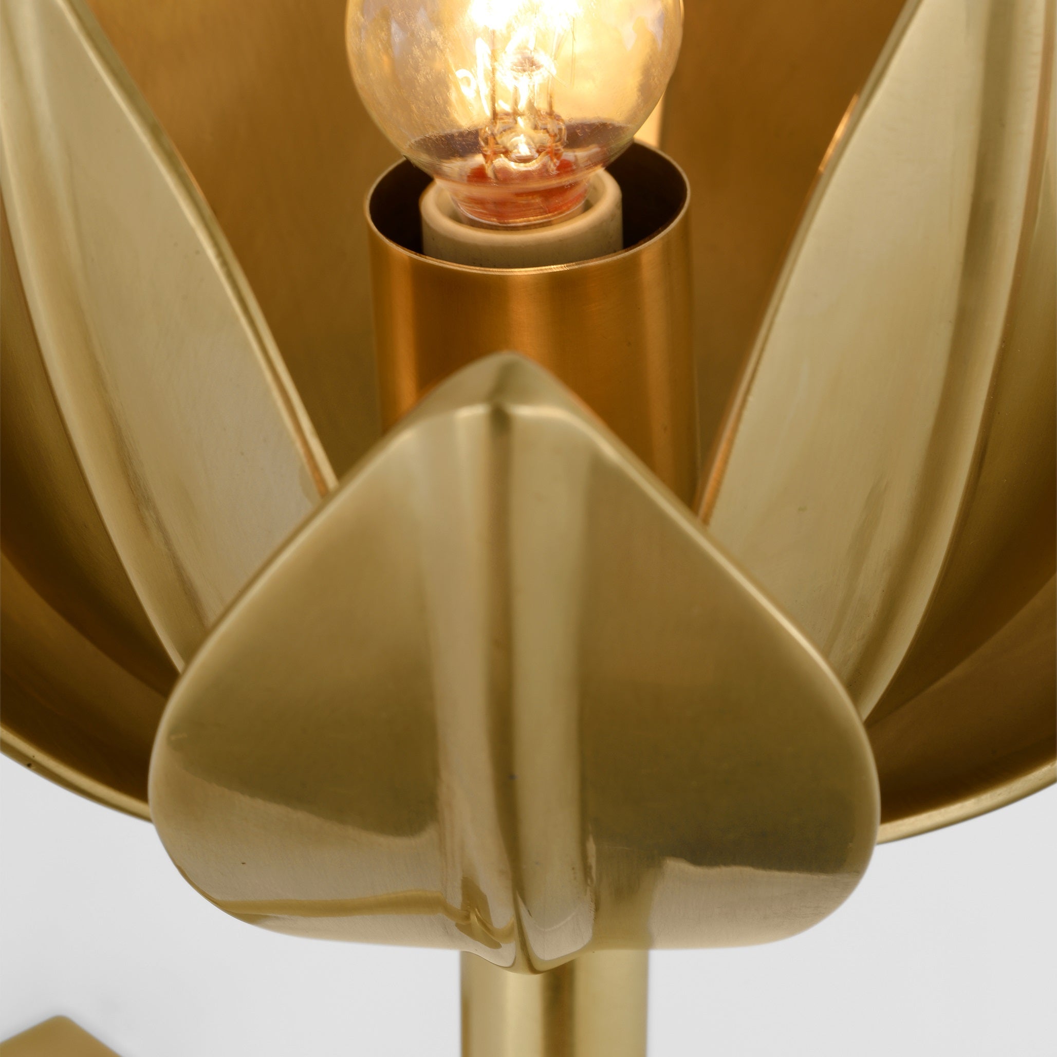 Design Wandlamp met Bloemvorm in Messing en Gips – Artistieke Wandverlichting Geïnspireerd op Giacometti voor Woonkamer en Hal | Sansoti