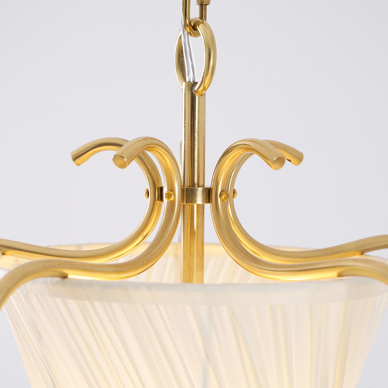 Vintage Hanglamp met Messing Afwerking en Plooistof Kap – Warm Lantaarnontwerp voor Keuken en Hal | Sansoti