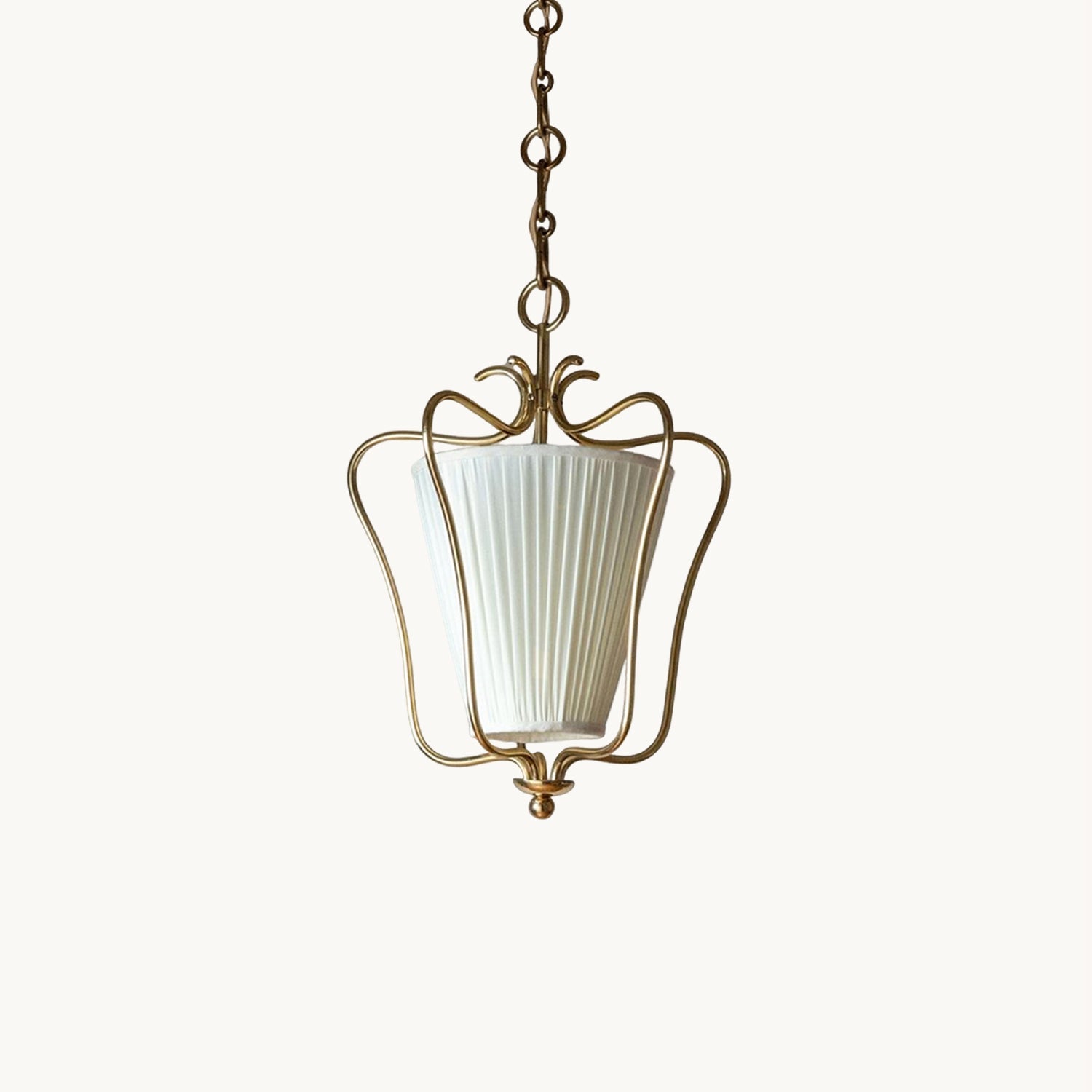 Vintage Hanglamp met Messing Afwerking en Plooistof Kap – Warm Lantaarnontwerp voor Keuken en Hal | Sansoti