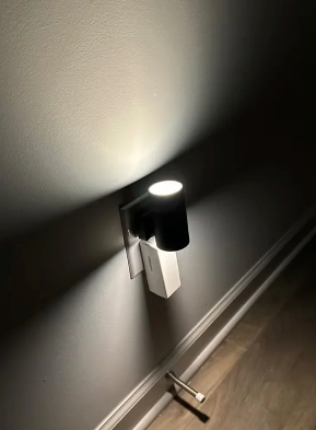 Wandlamp Stopcontact LED Dimbaar Dag Nacht Sensor 10W Warm Licht Slaapkamer Hal | Sansoti