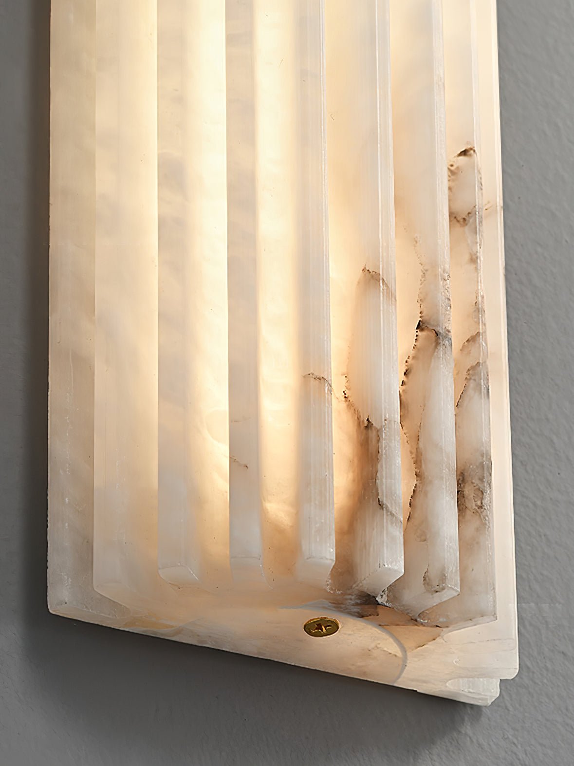 Alabaster Wandlamp Natuursteen – Geribbeld Design – Warm Licht – Scandinavische Stijl | Sansoti