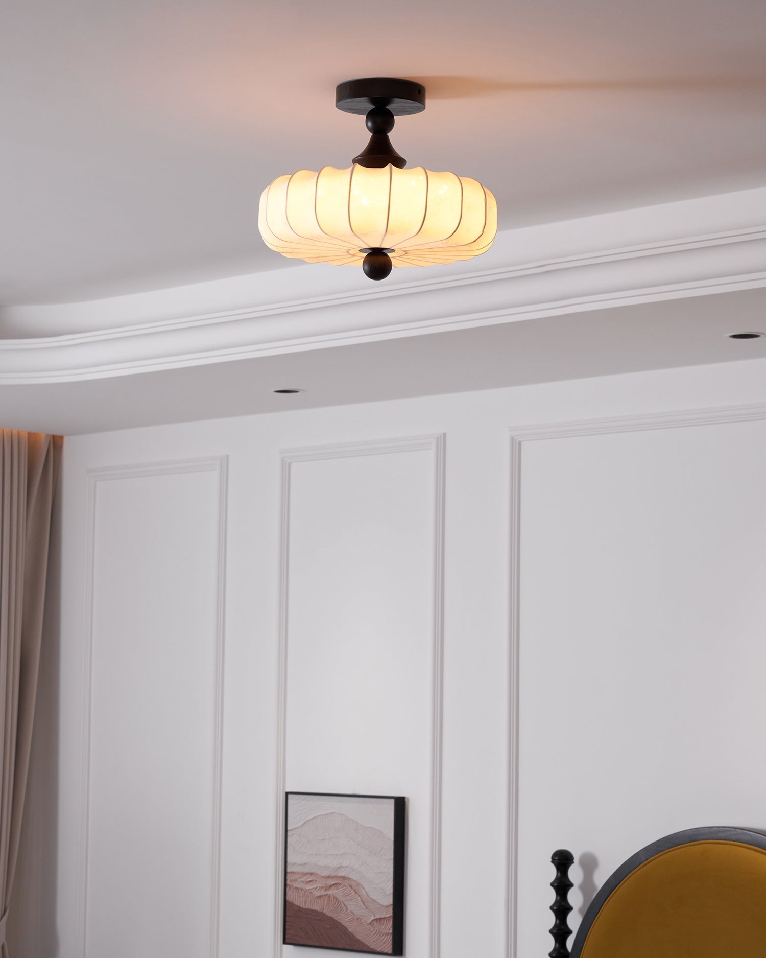 Anela Plafondlamp Walnoot met Beige Gevlochten Kap – Retro Scandinavische Hanglamp met Geïntegreerde LED – Dimbare Plafondverlichting | Sansoti