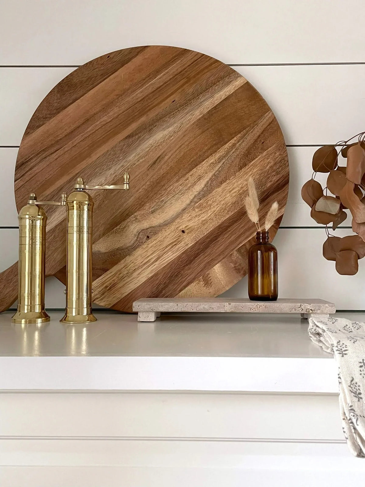 Rond Houten Snijplank Suar Hout Medium XL Serveerschaal Multifunctioneel Keukenaccessoire Serveerplank | Sansoti