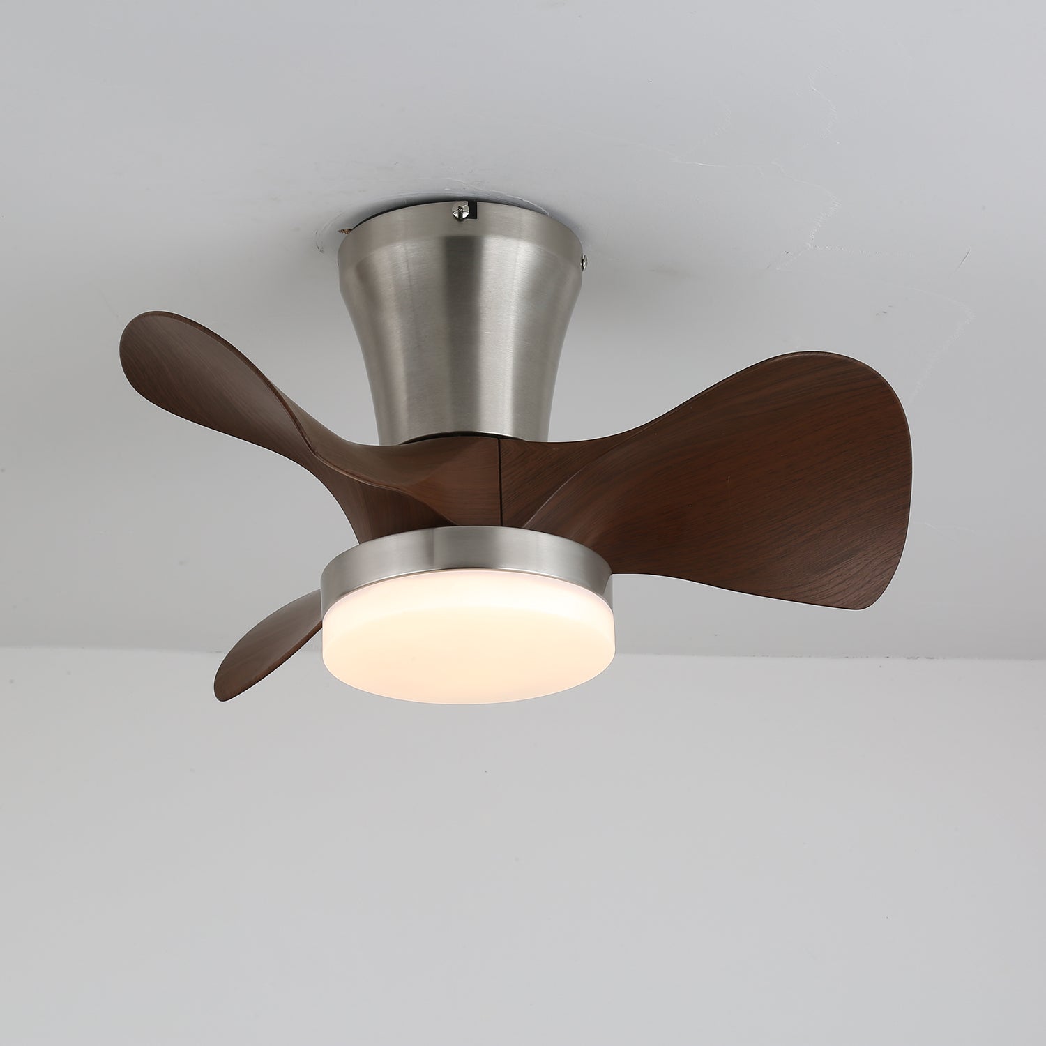 Moderne Plafondventilator met Verlichting en Houten Bladen – 3 Snelheden & Afstandsbediening 55cm | Sansoti