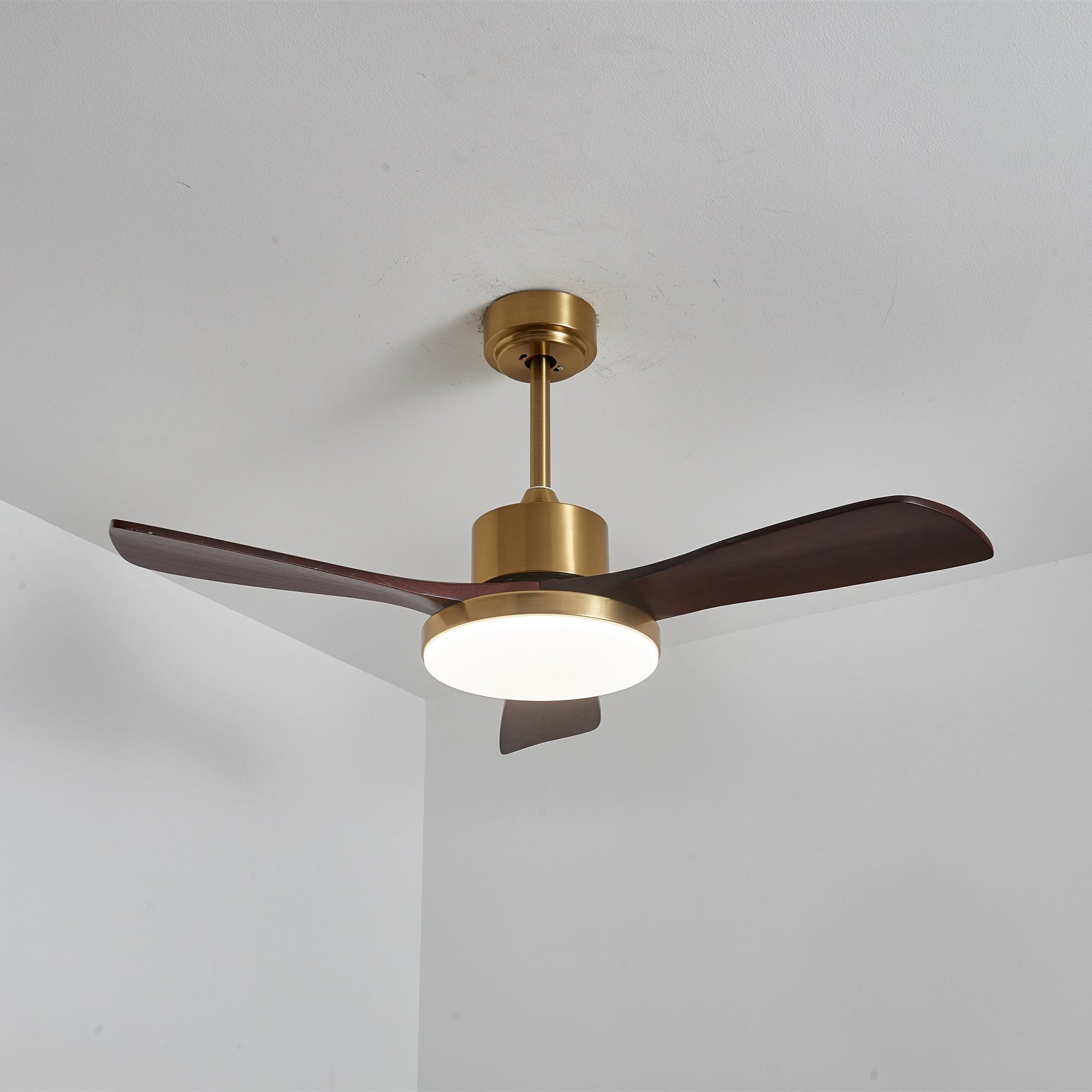 Modern Ceiling Fan with Lighting – Wooden Blades & Remote Control | Sansoti