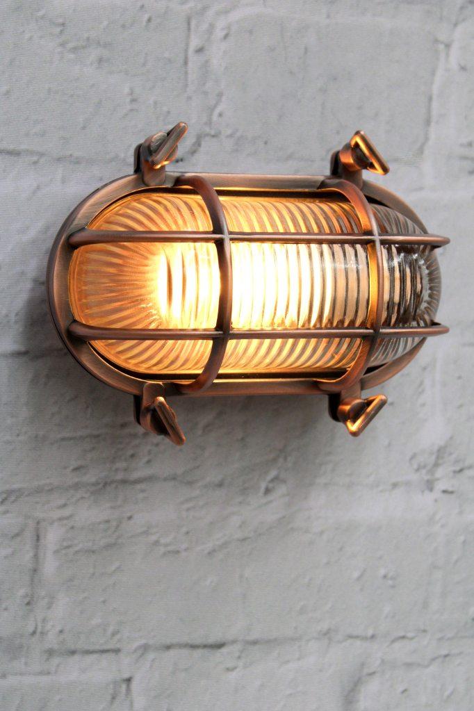 Oval Outdoor Wall Lamp with Protective Cage and Ribbed Glass – Vintage Nautical Design – IP64 Waterproof | Sansoti