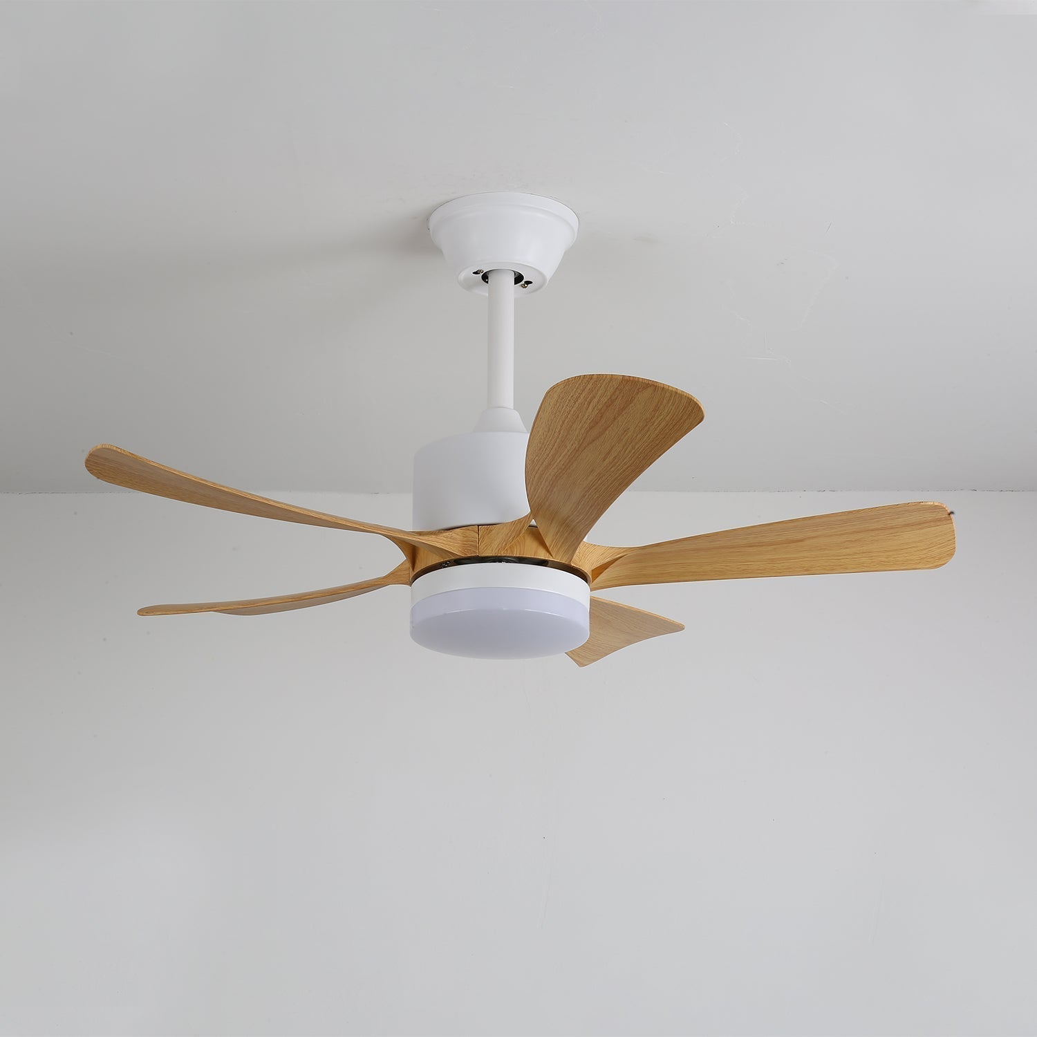 Moderne plafondventilator met geïntegreerde LED-verlichting in hout en metaal | Afstandsbediening 6-snelheden dimbaar voor woonkamer slaapkamer energiezuinig stil design 107cm 132cm | Sansoti