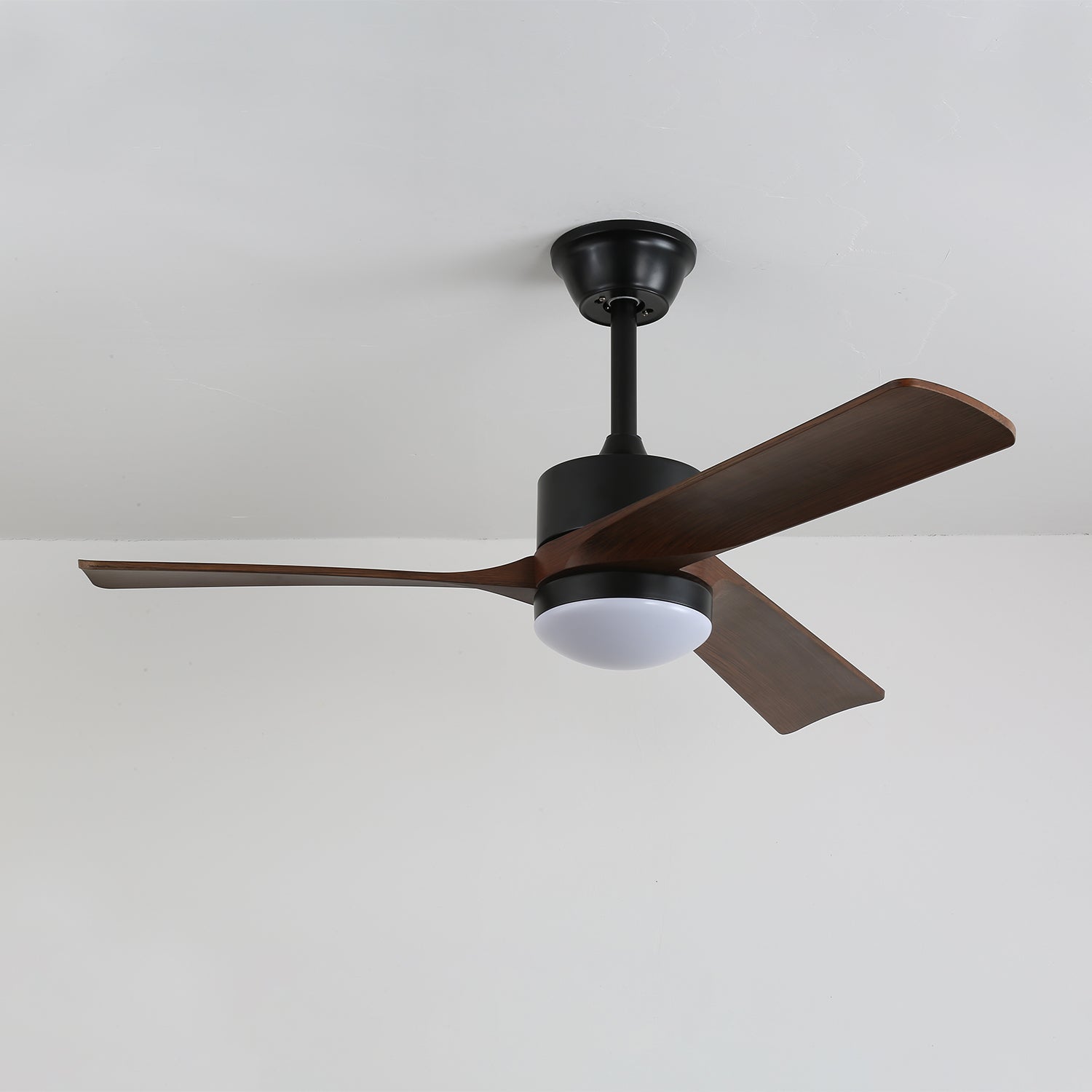 Moderne Plafondventilator met Verlichting – Ø132cm Designventilator in Hout & Metaal met LED-Lamp | Sansoti