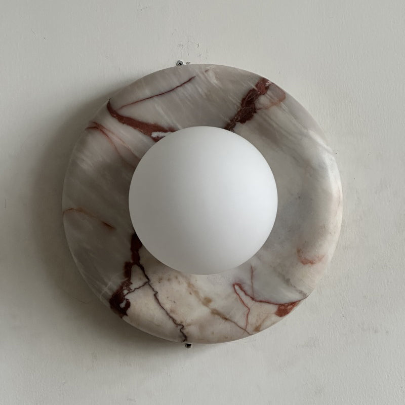 Runde Design-Wandleuchte mit Marmorrückwand und Glaskugel für Flur und Schlafzimmer | Restfield