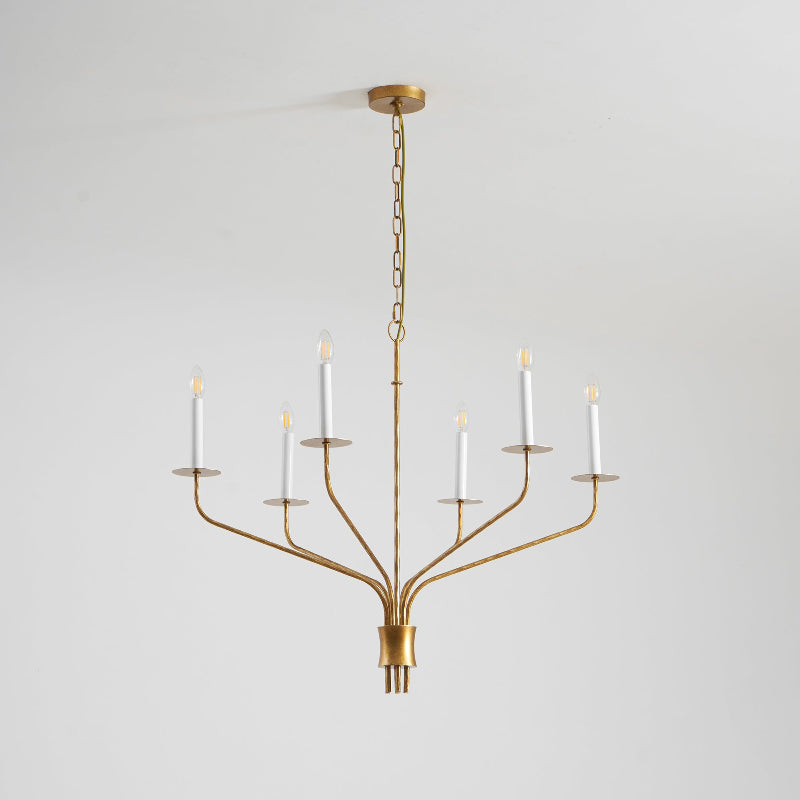 Minimalistischer Kronleuchter mit schlanken Armen und kerzenförmigen Fassungen – Moderne Design-Pendelleuchte in Messing, Schwarz oder Nickel | Restfield