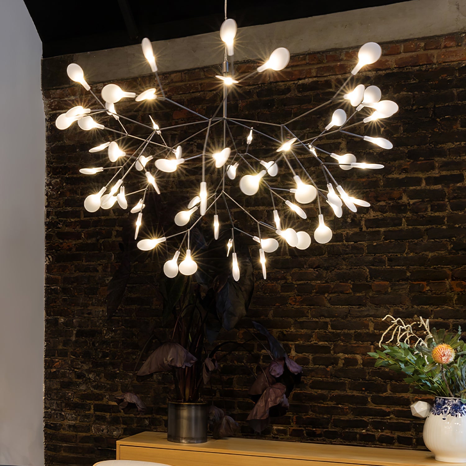 LED Kroonluchter Zwart met Acryl Lichtpunten – 30 tot 135 Lampjes voor Eetkamer en Hal | Sansoti