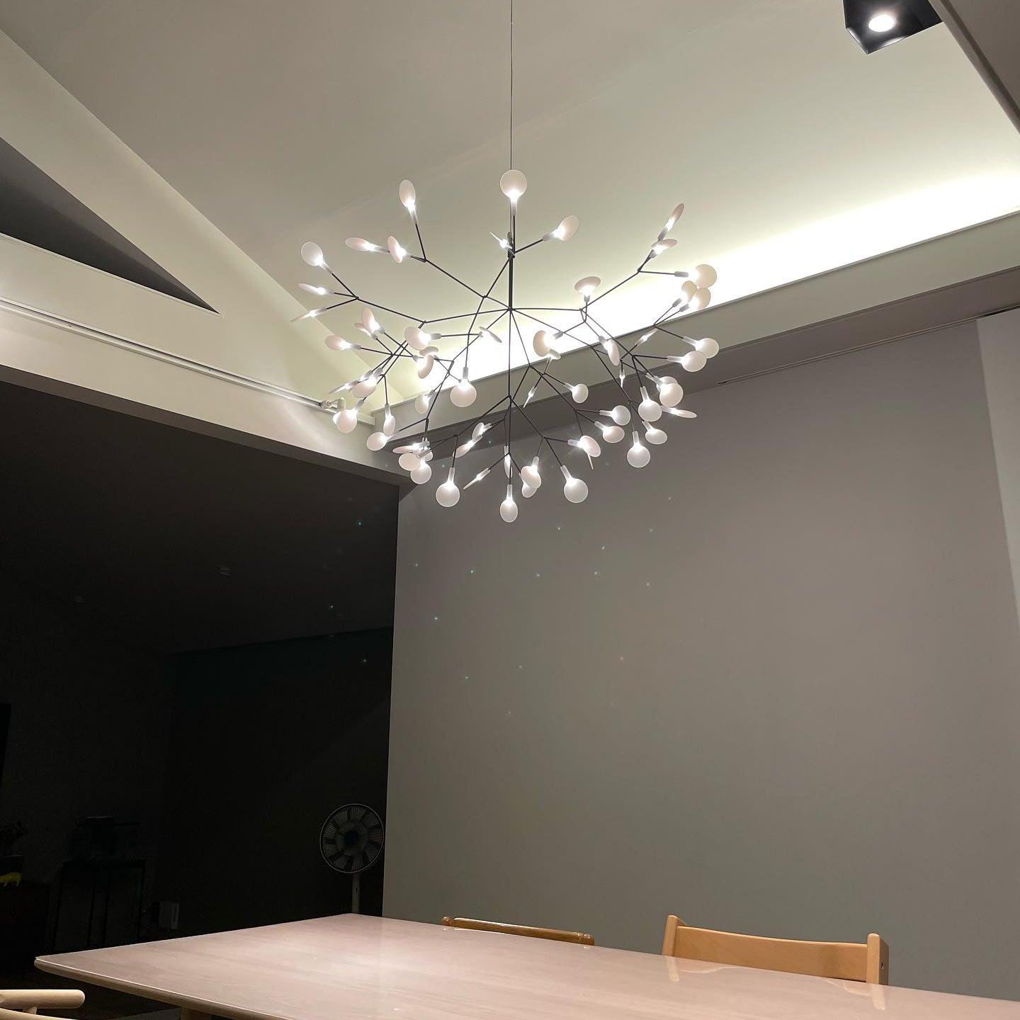 LED Kroonluchter Zwart met Acryl Lichtpunten – 30 tot 135 Lampjes voor Eetkamer en Hal | Sansoti