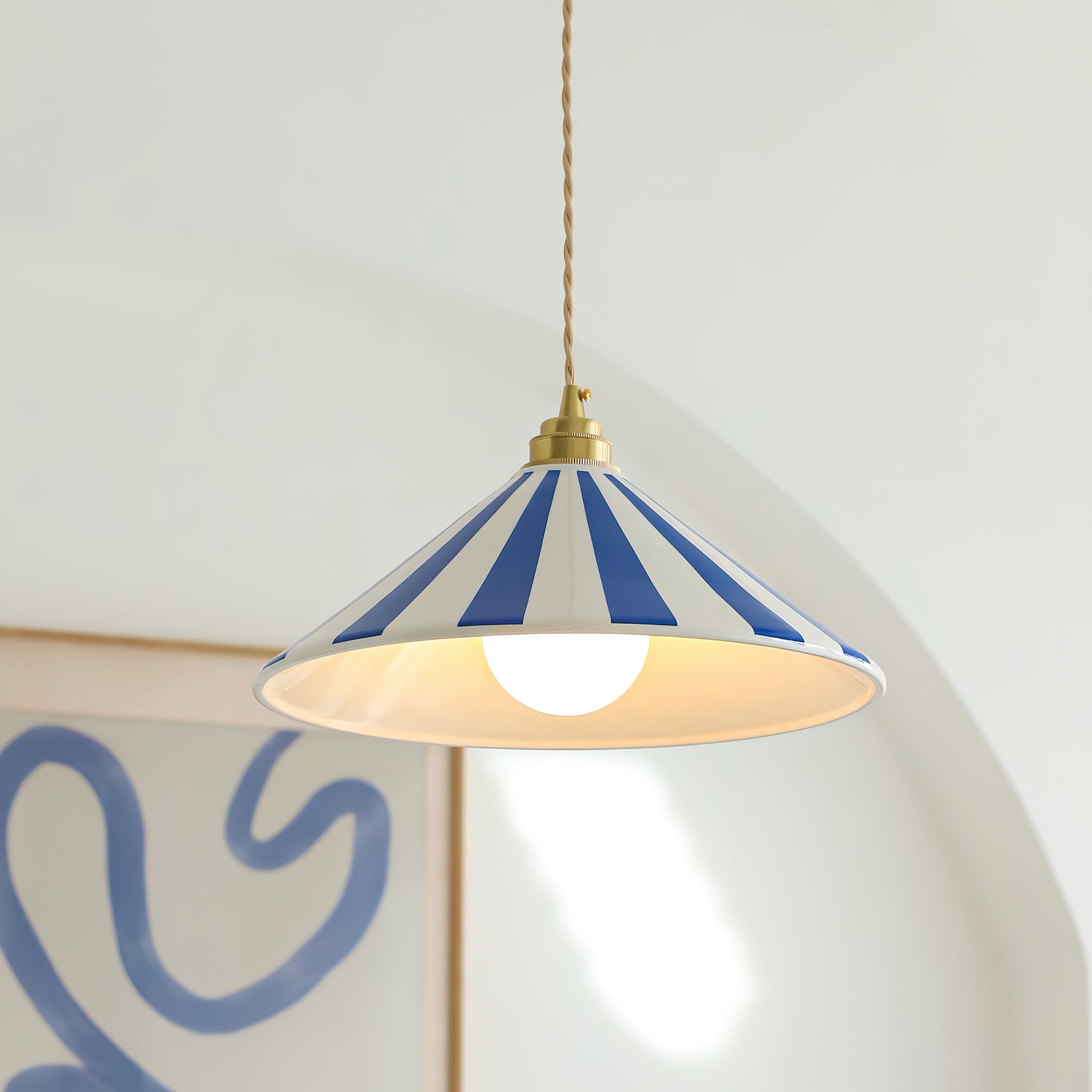 Gestreepte Glazen Hanglamp met Messing Fitting – Dopamine Kleuren Hangende Verlichting voor Keuken Eetkamer | Sansoti