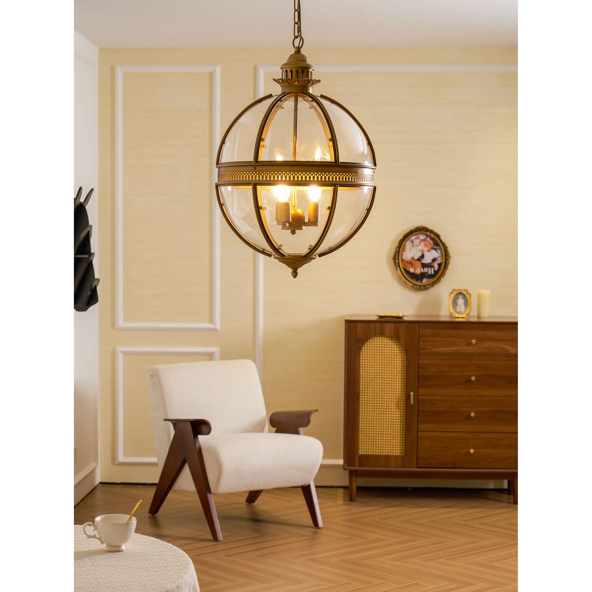 Suspension Baroque Avec Abat-Jours En Verre Et Finition Dorée – Lustre Design Luxe 3 Lumières | Restfield
