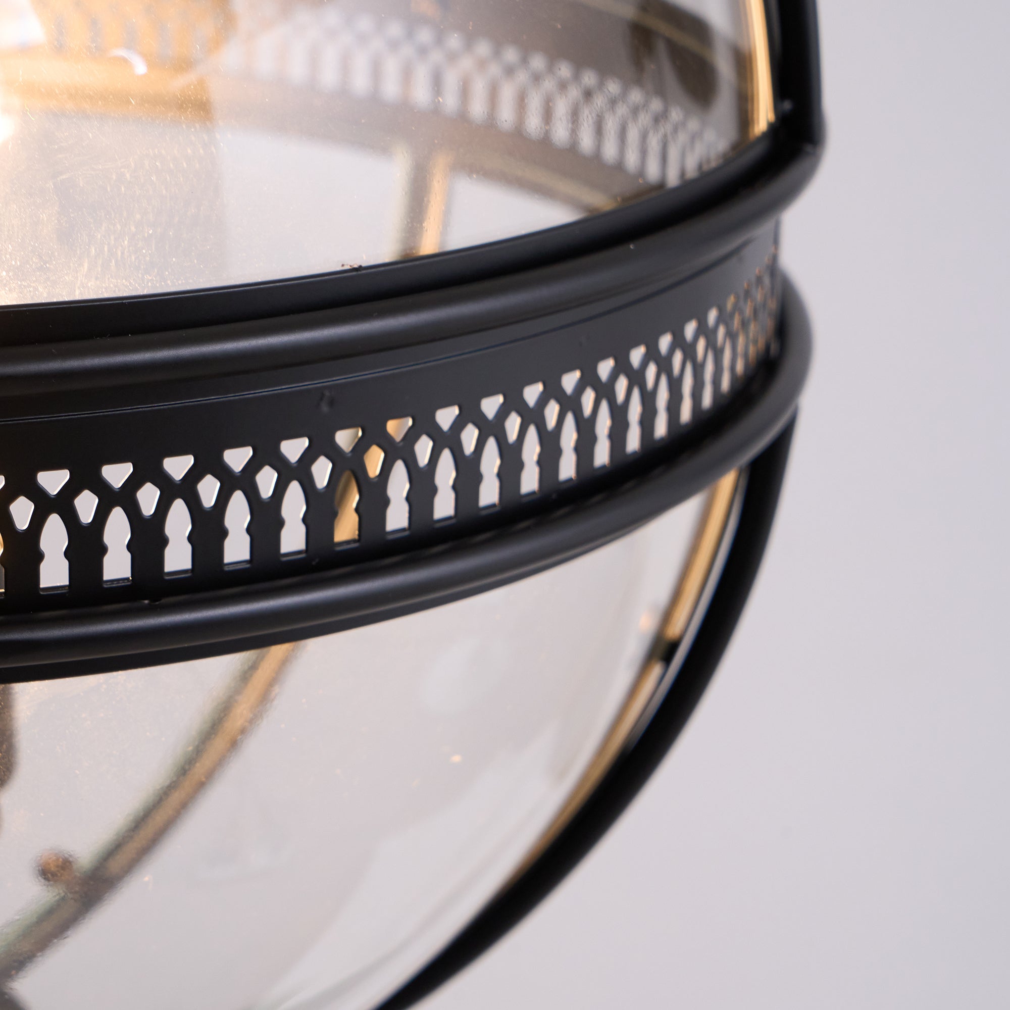 Suspension Baroque Avec Abat-Jours En Verre Et Finition Dorée – Lustre Design Luxe 3 Lumières | Restfield