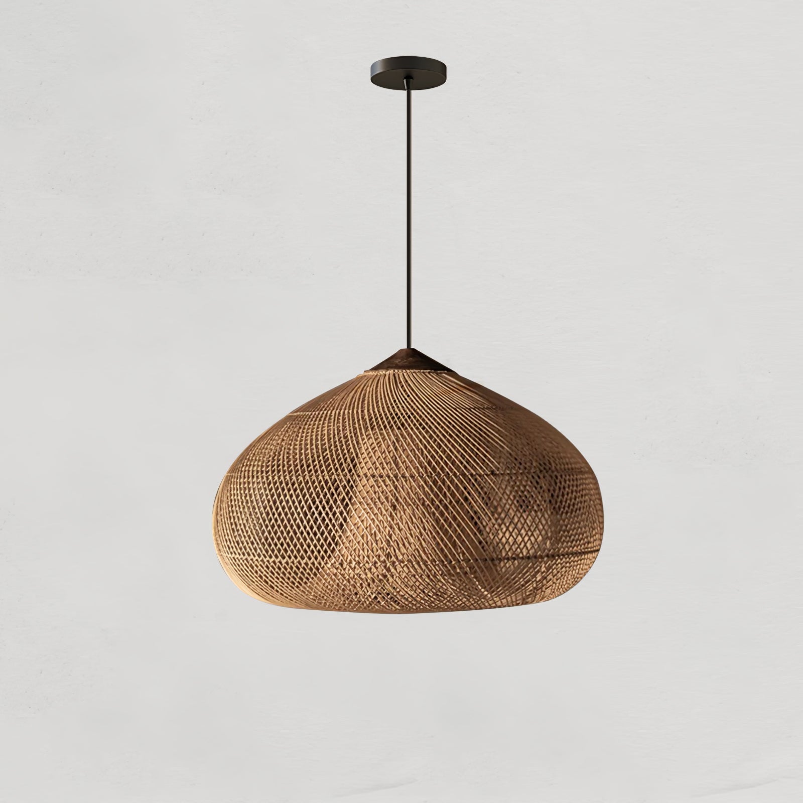 Handgevlochten Rotan Hanglamp – Javaanse Vlechtkunst in 4 Vormen & 3 Maten – Naturel of Zwart Rotan – E26/E27 Fitting – Scandinavisch Woonlicht | Sansoti