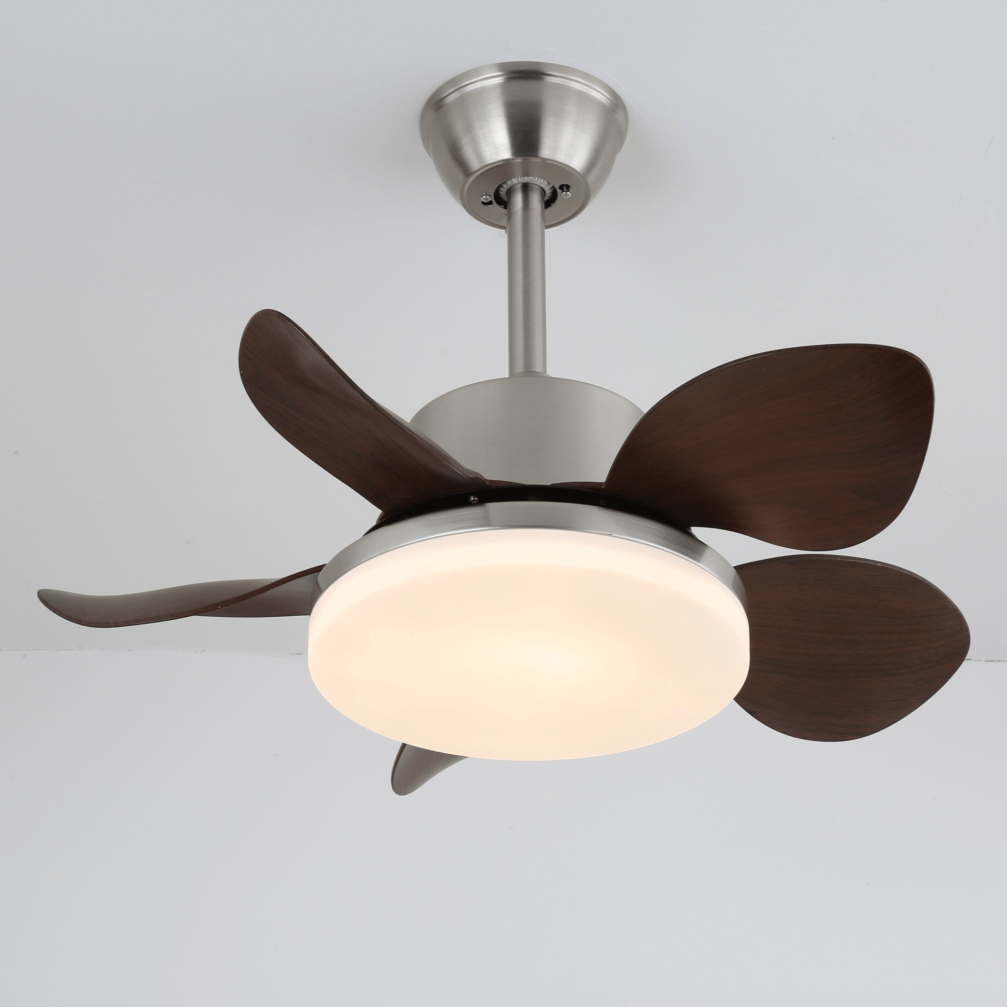 Plafondventilator Alenya met Houtlook en Geïntegreerde Verlichting Ø55cm 48W Grijsbruine Bladeren voor Alle Seizoenen | Sansoti