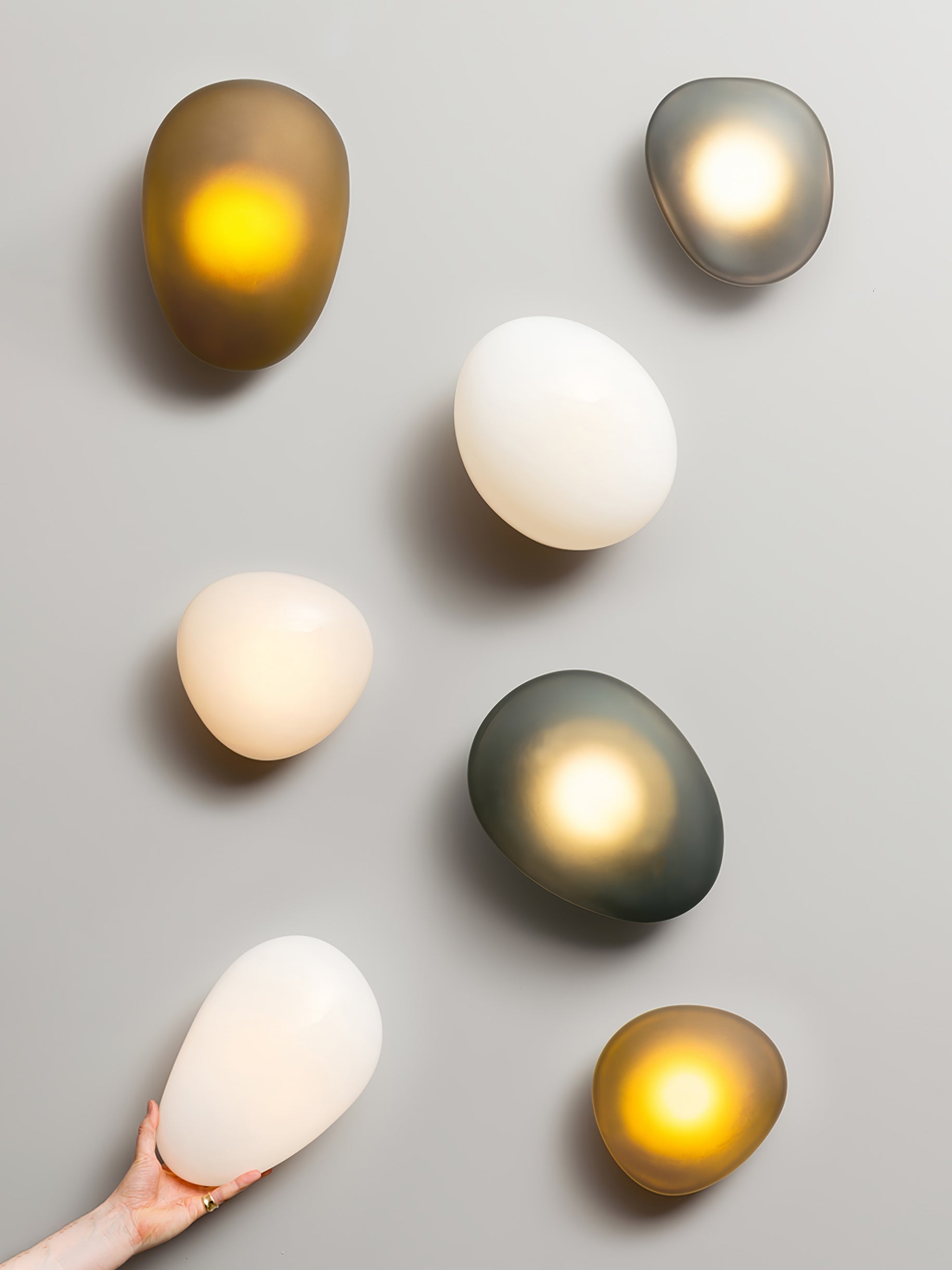 Glazen Wandlamp met Handgeblazen Bubble-Glas – Sculptuur Verlichting Scandinavisch Design – Verkrijgbaar in 4 Unieke Modellen & 4 Kleuren | Sansoti