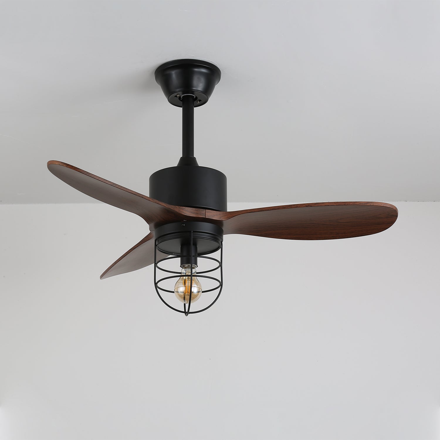 Ventilateur de plafond industriel avec éclairage Ø91cm – Cadre métallique – Abat-jour en verre – 6 vitesses – Télécommande – AC 110-240V – Noyer & noir | Sansoti