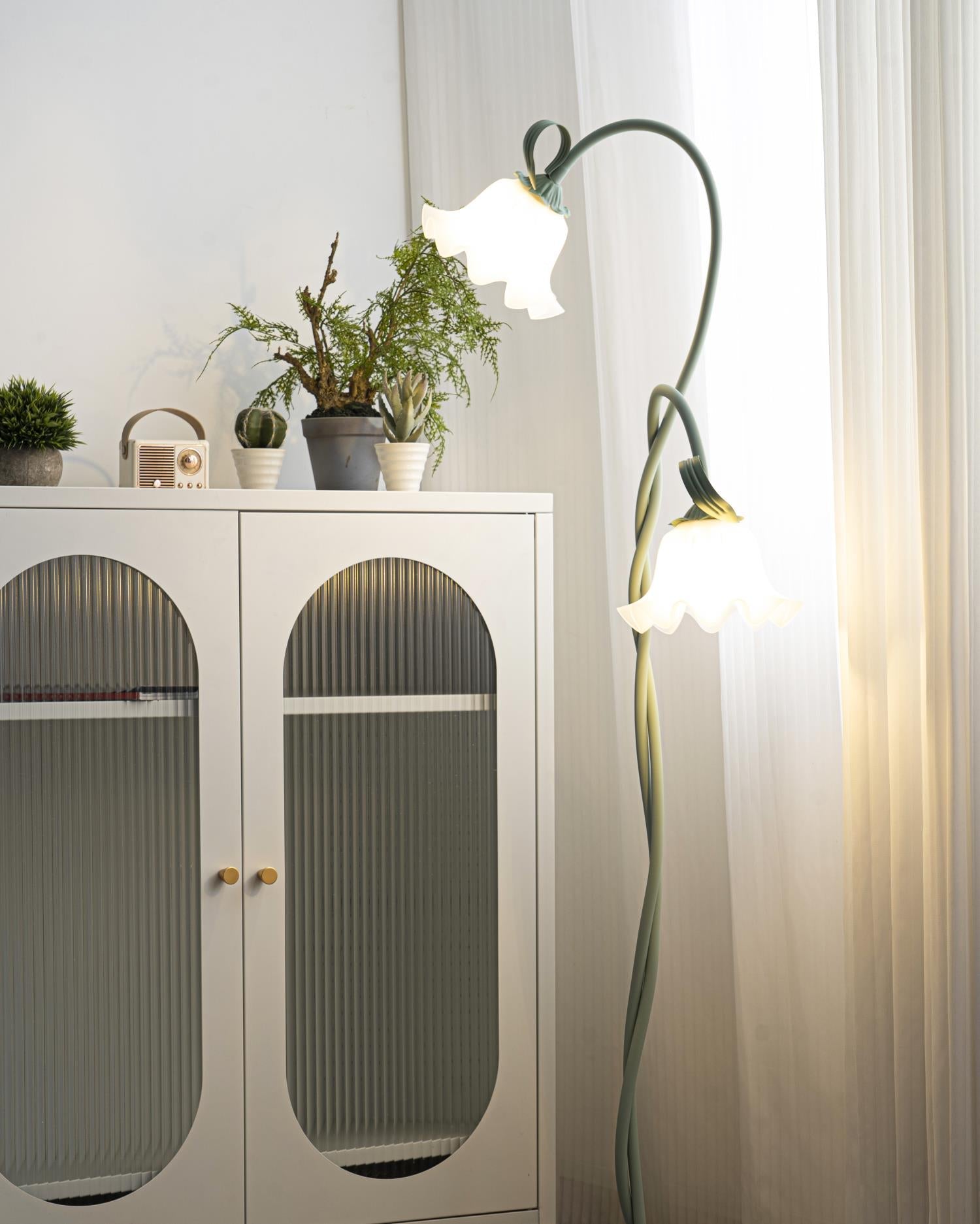 Stehleuchte Blume Design Grün Weiß Metall 170cm 2-3 Flammen LED Stimmungslicht Wohnzimmer Schlafzimmer | Restfield
