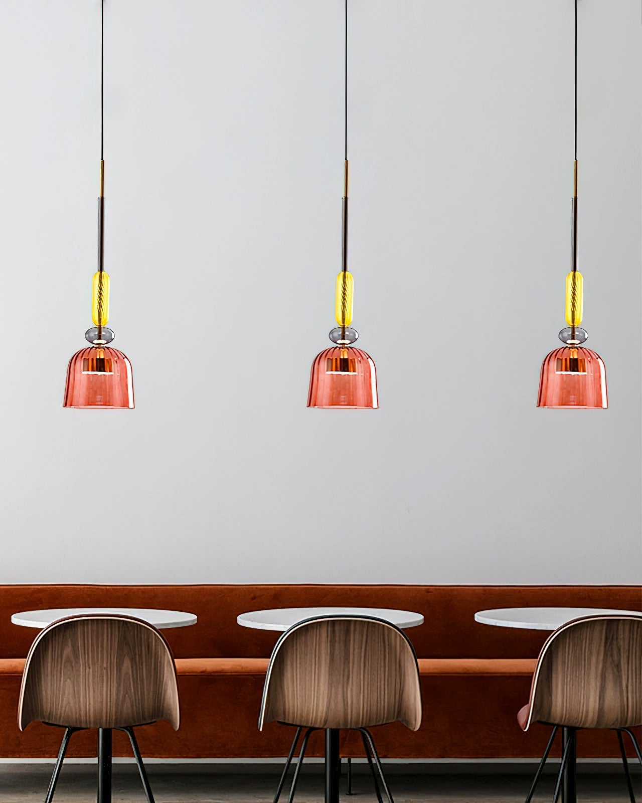Glazen Hanglamp met Gekleurde Kap – Scandinavisch Verlichtingsdesign met Geïntegreerde LED – Macaron Jar Pendant Light | Sansoti