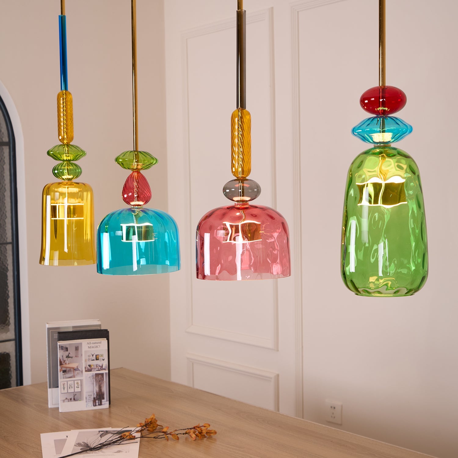 Glazen Hanglamp met Gekleurde Kap – Scandinavisch Verlichtingsdesign met Geïntegreerde LED – Macaron Jar Pendant Light | Sansoti