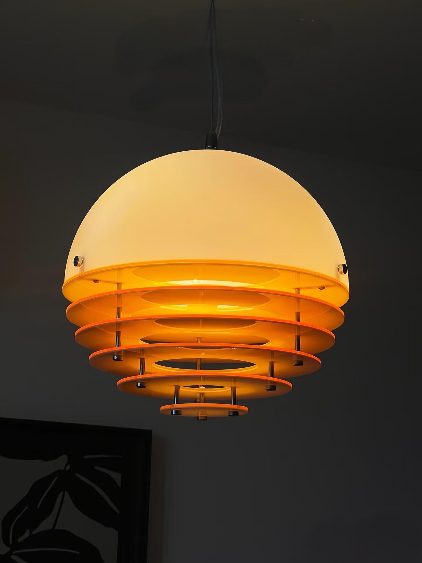 Stijlvolle Hanglamp Bauhaus Design Oranje-Wit Sfeerverlichting voor Moderne Interieurs | Sansoti