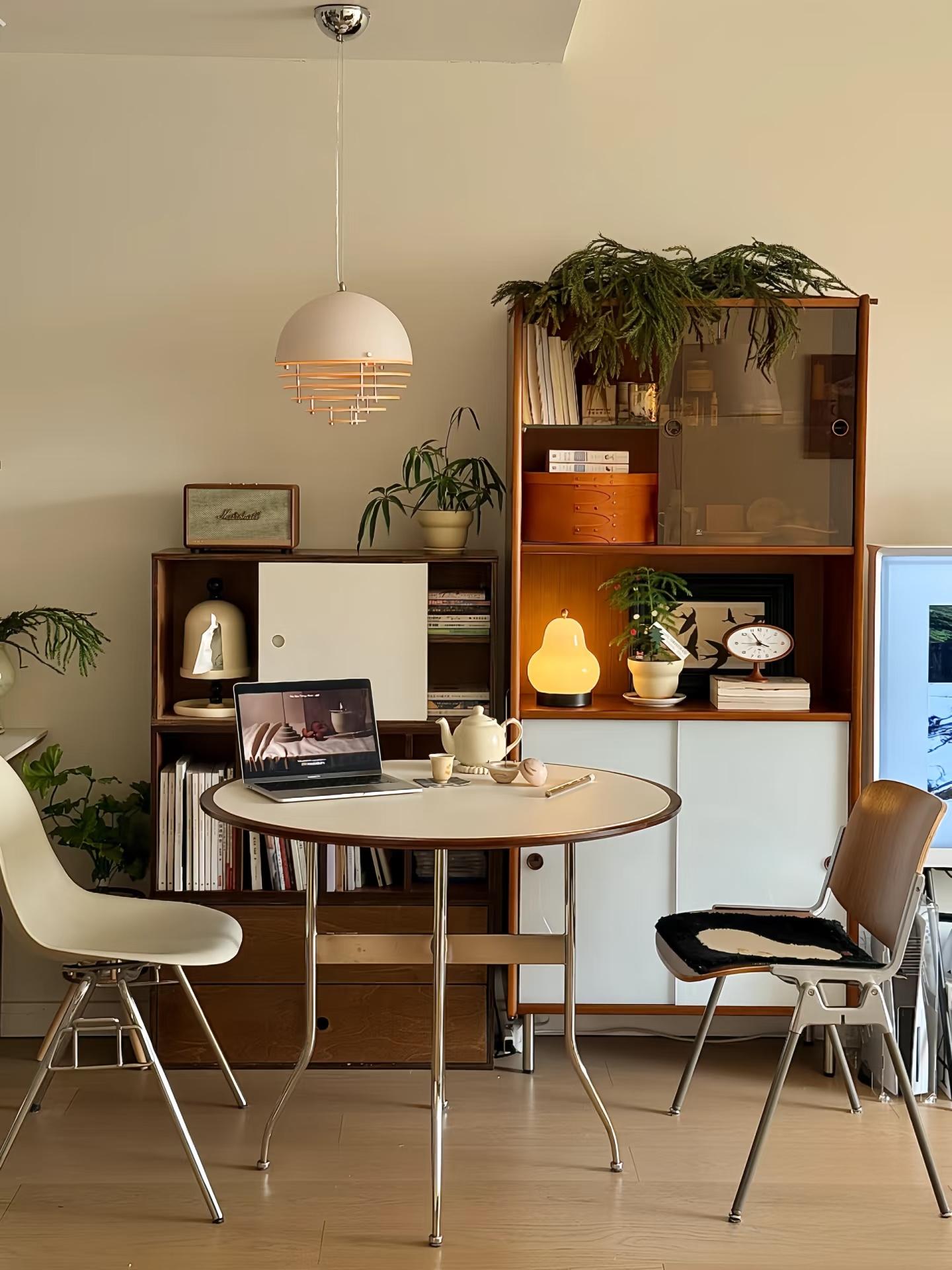 Stijlvolle Hanglamp Bauhaus Design Oranje-Wit Sfeerverlichting voor Moderne Interieurs | Sansoti