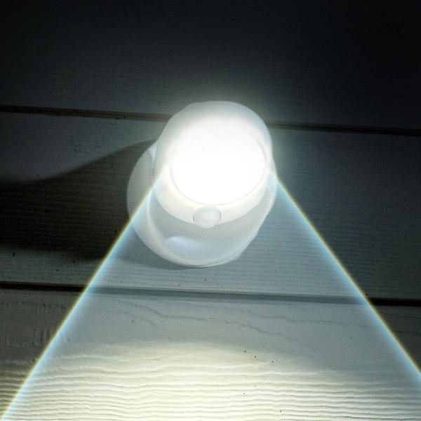 Wireless LED Spotlight with Motion Sensor Swiveling Battery-Powered for Indoor and Outdoor Use Automatic | Sansoti